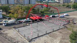 Keçiörende Lavanta Bahçesi Kapalı Spor Salonunun temeli atıldı