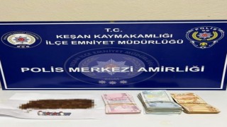 Keşanda polisin aramalarında 24.82 gram uyuşturucu ele geçirildi