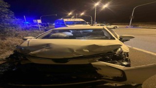 Kırıkkalede otomobiller çarpıştı: 1 ölü, 2 yaralı