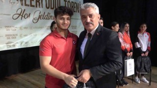 Kırıkkalede Sporun Enleri Ödül Töreni düzenlendi