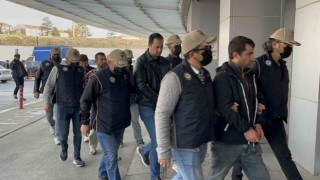Kıskaç Operasyonunda yakalanan 4 FETÖ üyesi adliyeye sevk edildi
