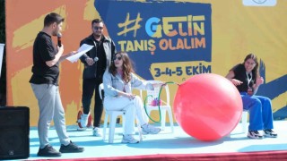 Kocaeli Üniversitesini kazanan öğrenciler bu etkinlikte bir araya geldi