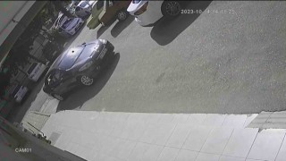 Komşusunun otomobilini anahtar kopyalatıp çaldı, yakıt alırken yakalandı