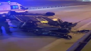 Kontrolden çıkan polis otomobiliyle takla attı