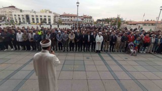Konyada Filistinde hayatını kaybedenler için gıyabi cenaze namazı kılındı