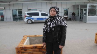 Konyada ziraat mühendisi kadın, sokak köpeğinin saldırısında yaralandı
