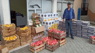 Köy muhtarından vatandaşlara hediye