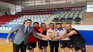 Kurumlararası Basketbol Turnuvasının şampiyonu Bilecik Belediyesi