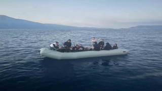 Kuşadasında 58 düzensiz göçmen kurtarıldı