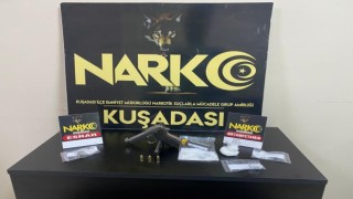 Kuşadasında uyuşturucu satıcısı yakalandı