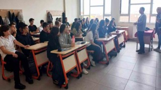 Kütahyada Lise öğrencileri dolandırıcılık konusunda bilgilendirildi