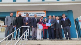 Kütahyada Peygamberimiz ve Gençlik konulu kompozisyon yarışması ödül töreni