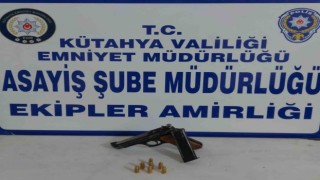 Kütahyada yaya devriye ekibi 192 şahıs ve 45 aracın sorgusu ile GBT kontrol ve denetimini yaptı