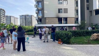 Lüks sitede çıkan yangında Rus ailenin yaşadığı daire kullanılamaz hale geldi