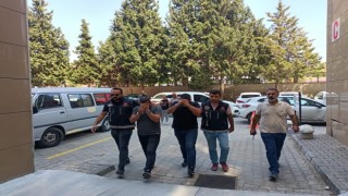 Manisa Emniyetinden uyuşturucu satıcılarına nokta operasyon: 26 tutuklama