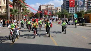 Manisada 100. yılda 100 bisikletli bisiklet turu yapıldı