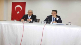 Manyas Kaymakamı Emre Yeşil halk toplantısı yaptı