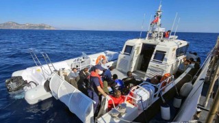 Marmariste 30 düzensiz göçmen kurtarıldı