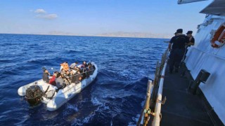 Marmariste 53 düzensiz göçmen kurtarıldı