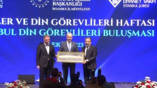 Meclis Başkanı Kurtulmuş: Mescid-i Aksa Müslümanların kırmızı çizgisidir