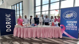 Meme kanserine dikkat çektiler