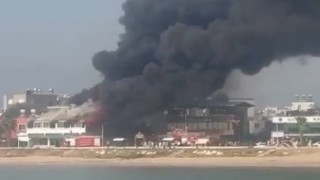 Mersinde bir restoran alev alev yandı