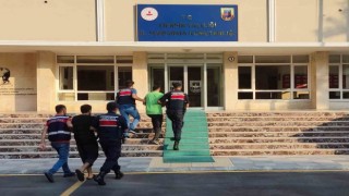 Mersinde kesinleşmiş hapis cezası bulunan 2 şüpheli yakalandı