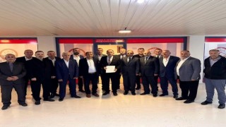 MHP Düzce İl Başkanı Caboğlu mazbatasını aldı