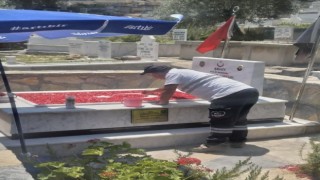 Milas Şehir Mezarlığındaki özel harekat polisinin şehitliği yenilendi