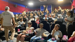 Minik öğrenciler sinema etkinliğinde bir araya geldi