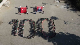 Miniklerden Cumhuriyetin 100. yılına özel koreografi