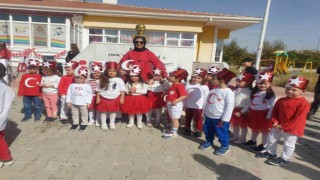 Miniklerin Cumhuriyet coşkusu