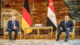 Mısır Cumhurbaşkanı Sisi: Filistinlilerin zorla topraklarından çıkarılmasını reddediyoruz
