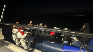 Mobil radarın tespit ettiği 29 düzensiz göçmen yakalandı