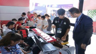Muğladan binlerce öğrenci Teknofest heyecanını İzmirde yaşadı