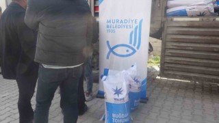 Muradiyede çiftçilere yüzde 75 hibeli tohum desteği yapıldı