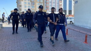 Narkotik Operasyonunda 15 Kişi Adliyede