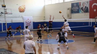 Nazilli Belediyespor, voleybolda Göceki mağlup etti