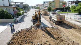 Nazillide Büyükşehirin yol çalışması vatandaşları memnun ediyor