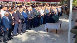 Necip Fazıl Kısakürekin oğlu Mehmed Kısakürek son yolculuğuna uğurlandı