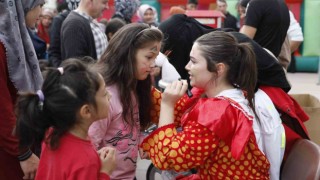 Nevşehirde ‘Çocuk Şenliği renkli görüntülere sahne oldu