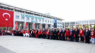 Nilüferde Cumhuriyet Bayramı kutlamalarının ilk adresi Atatürk anıtı