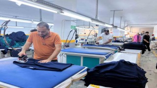 Nusaybinde devlet destekli tekstil atölyelerinde binlerce kişi istihdam ediliyor