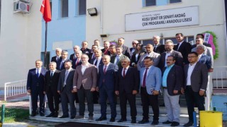 OEDAŞ Kütahya İl Müdürü, okul çatısına kurulan GES panellerinin açılışına katıldı