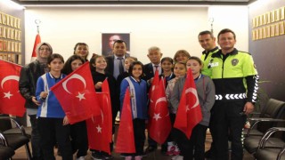 Öğrenciler tarihi yaşayanlardan öğrendi