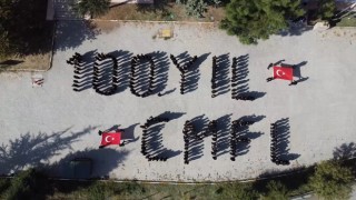 Öğrencilerden 100. yıl koreografisi