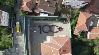 Öğrencilerden Cumhuriyetin 100. yılına özel koreografi