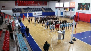 Okul sporları açılış seremonisiyle başladı