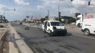 Önündeki araca çarpmamak için direksiyonu çevirince olanlar oldu