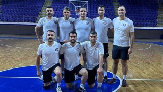 Osmaniye Emniyet Voleybol Takımı Akdeniz Şampiyonasında 3. Oldu